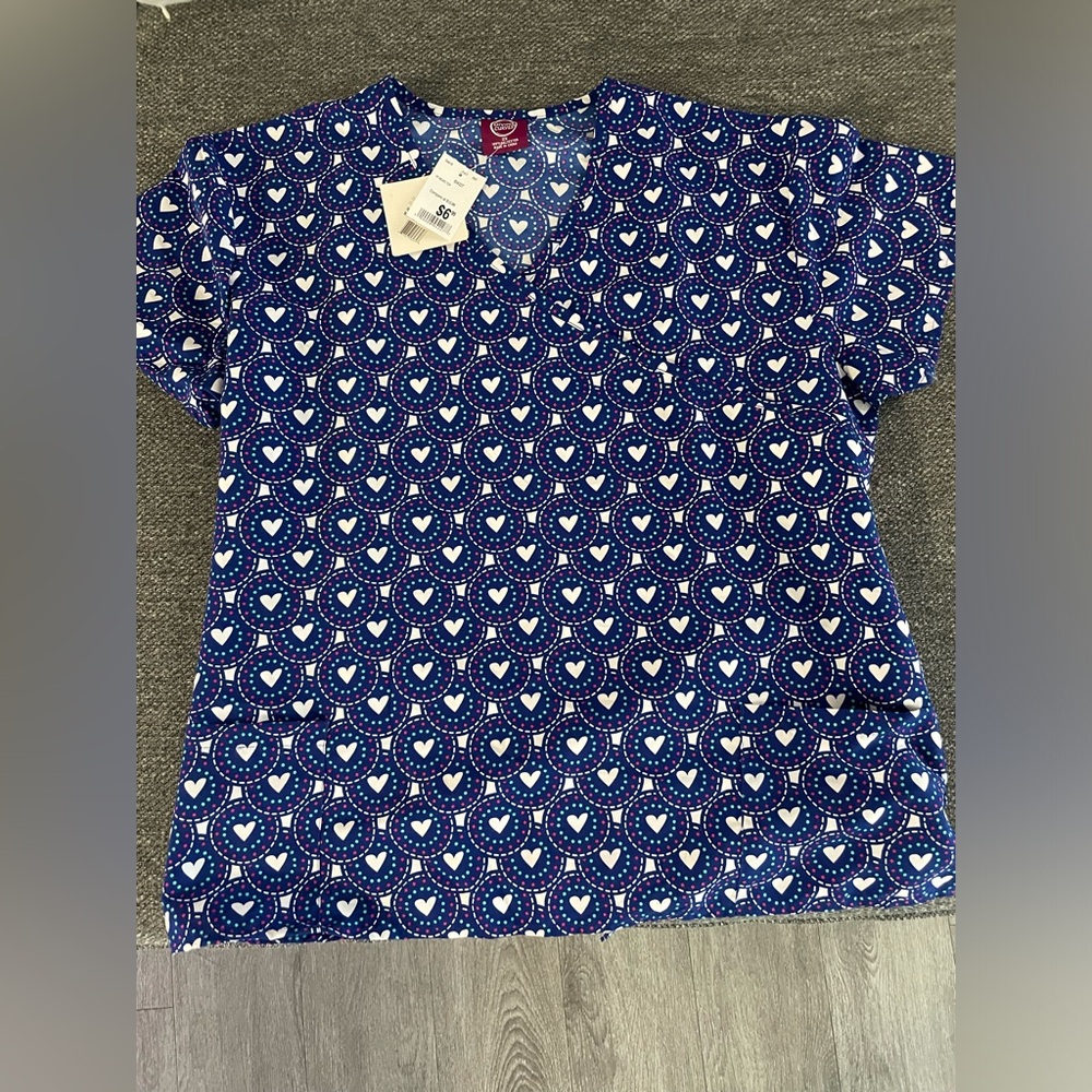 Valentines Scrub Top 2X  Divine Curves Plus Size NWT